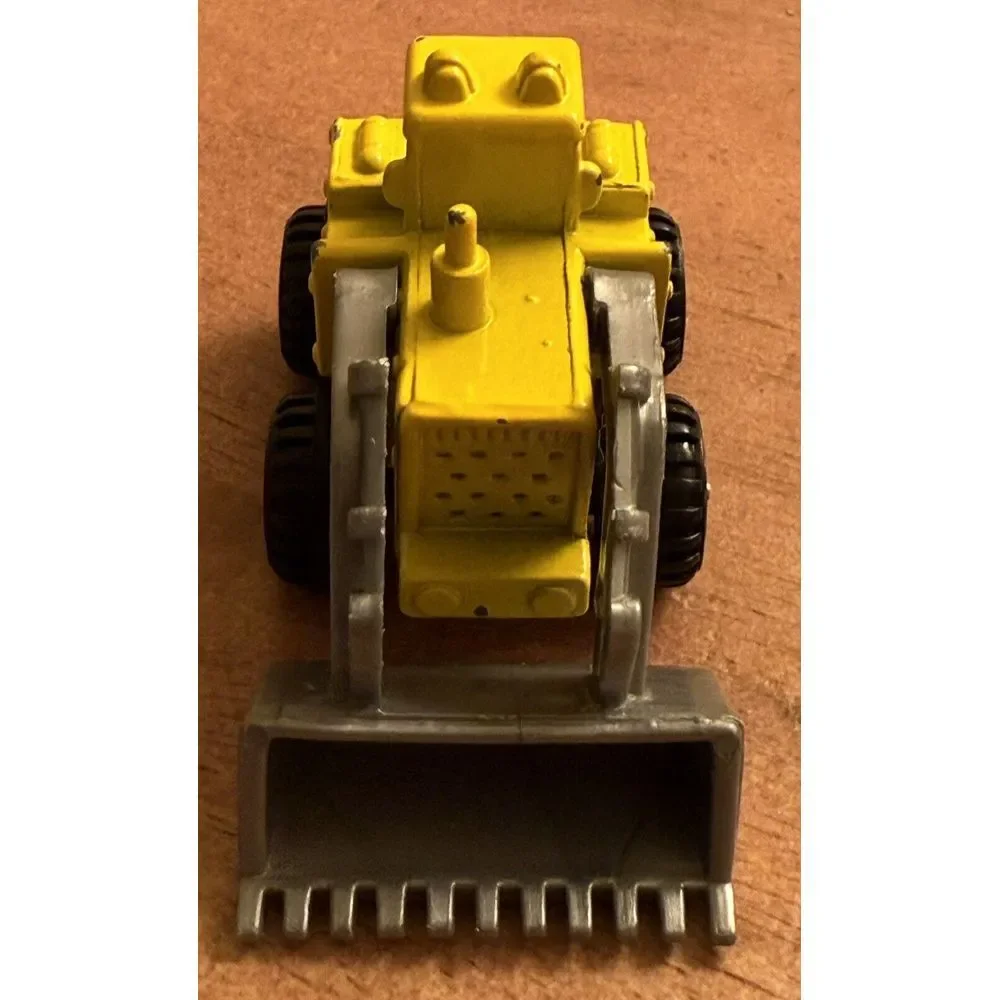 Vintage 1997 M.M.T.L Construction Front‎ Loader Diecast Moose Mountain Toys